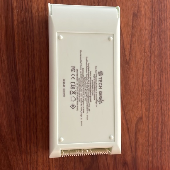 UV Light Phone Sanitizer - Picture 5 of 7